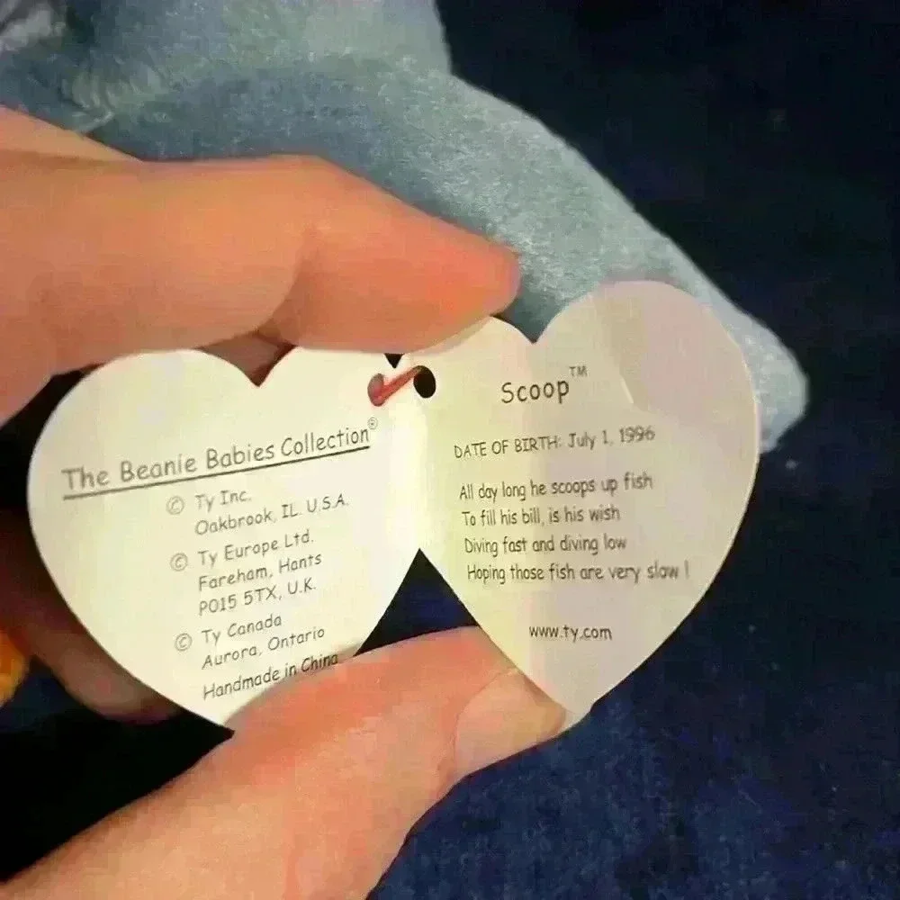 1996 Scoop Ty Beanie Baby.